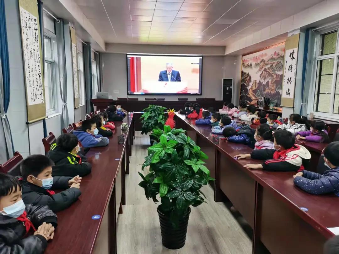 <b>冬奥倒计时！留坝五所小学师生受邀参与互联网+北京冬奥会火种展示活动</b>