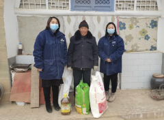 <b>国网榆林供电公司派驻李家站村第一书记赵洪慧带领村民脱贫致富侧记</b>