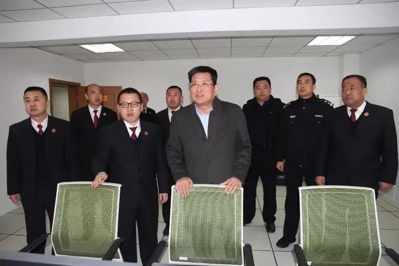 <b>胡立平检察长深入清涧、子洲督导调研检察工作</b>