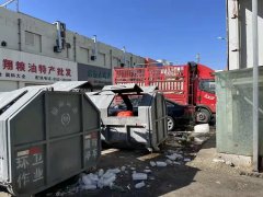 <b>热线实录  |  榆林沙河口农贸市场脏乱差 市民呼吁加强整顿</b>