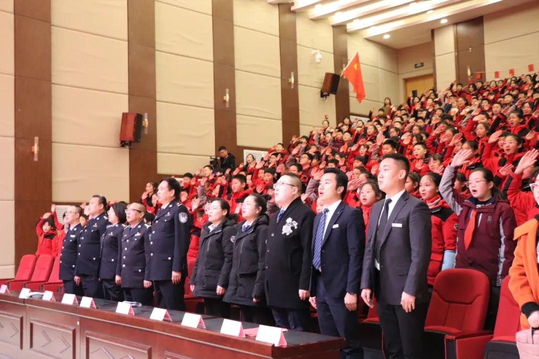 <b>延安市公安局开展法制进校园活动</b>