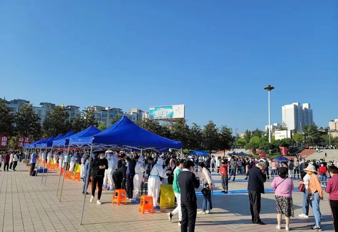 <b>收假前一天 安康城区完成核酸检测12万余人 确保重点人群返岗返校</b>