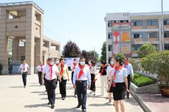 <b>特殊的童年同样的节日 汉中为特殊教育学校学子过“六一”</b>