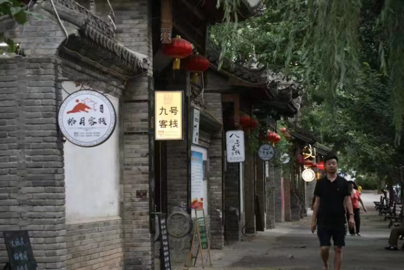 <b>礼泉县袁家村： “走出去战略”走出一条乡村振兴新道路</b>