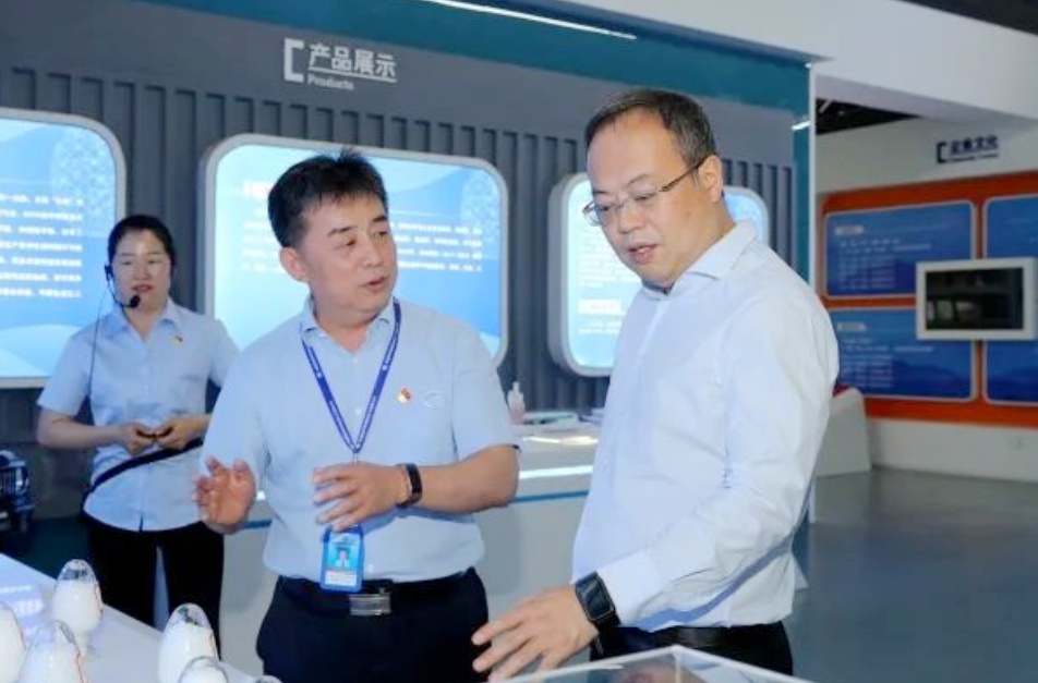 <b>榆林税务局开展专题走访调研  深入企业宣讲省党代会精神 </b>