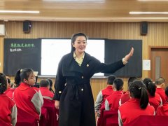 <b>2022年西咸新区中小学教学能手 空港新城阳光里小学音乐教师——赵雨</b>