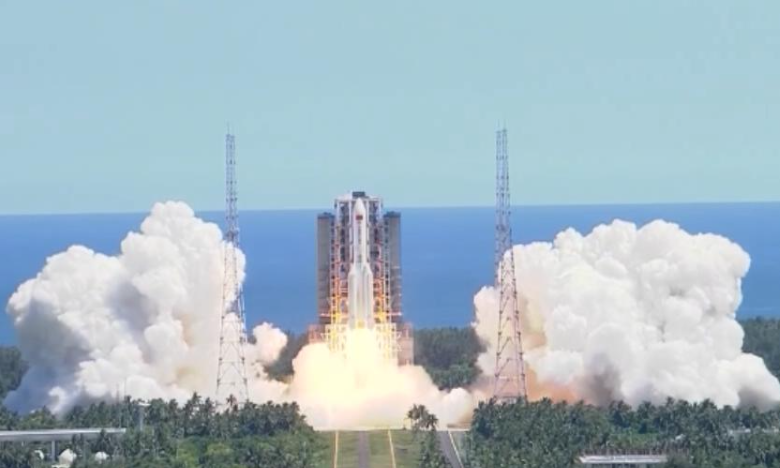 <b>联播丨做大做强数字经济 构筑国家竞争新优势</b>