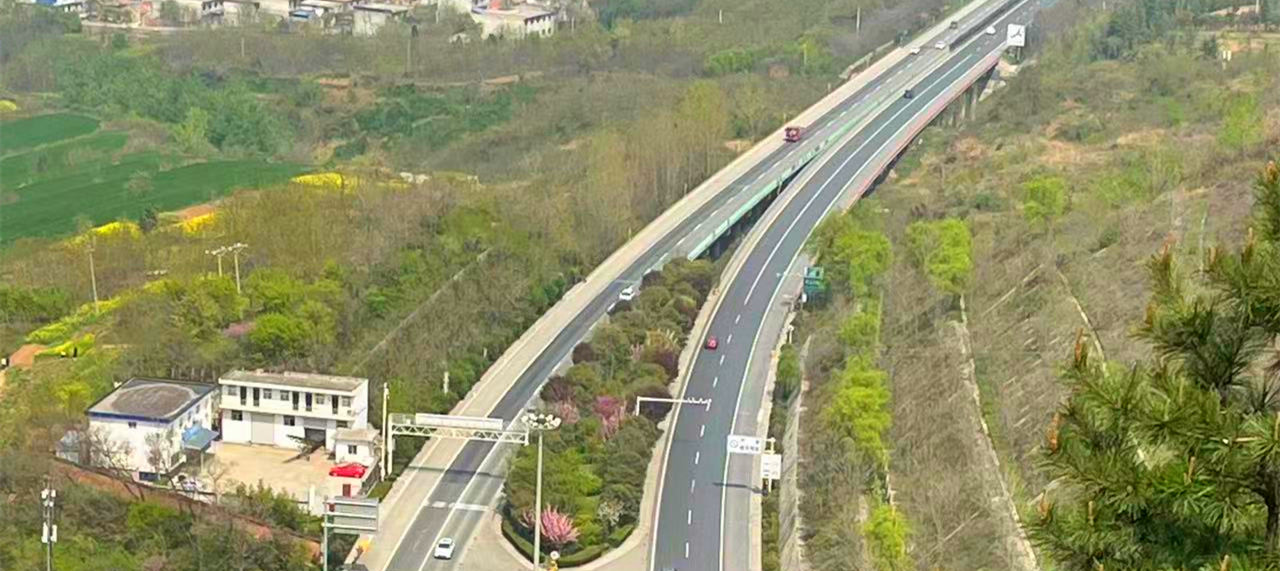 <b>注意！包茂高速这些路段进行改扩建工程</b>