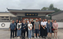 <b>榆林市靖边县文化馆成人公益美术主题创作研究班结课啦！</b>
