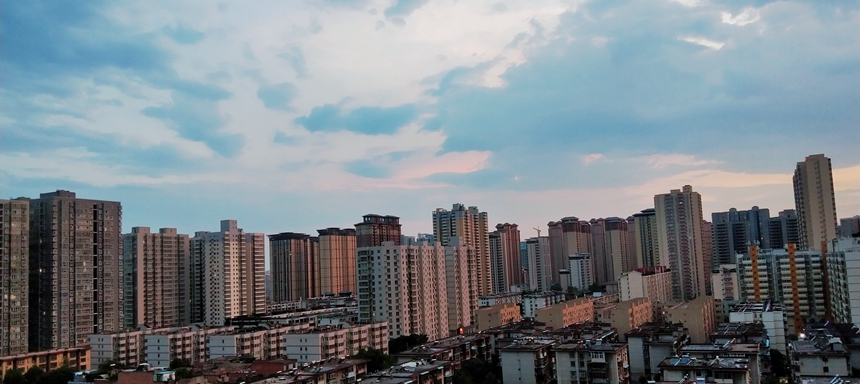<b>西咸新区支持人才创新创业“政策包”升级 高层次人才购房最高享200万元补</b>