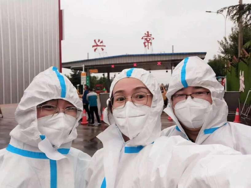 <b>“三副眼镜、三个老兵” 奔波在眉县“疫”线的“守门人”和“转运人”</b>