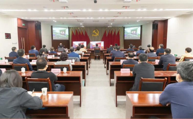 <b>未央区组织党员干部收看党的二十大开幕会</b>