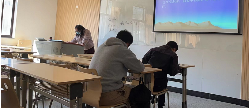 <b>科技类校外培训机构人员配备、培训内容、准入标准是啥？“指南”来了！</b>