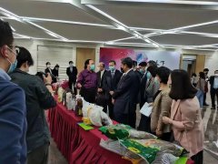 <b>汉中洋县有机产品亮相中日韩合作研讨会 展品被抢购一空</b>
