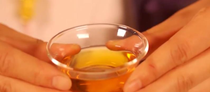 <b>咸阳茯茶制作技艺成功入选 陕西新添一项人类非物质文化遗产</b>