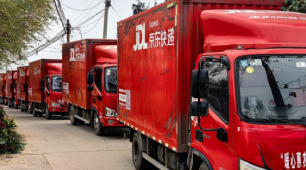 <b>西安莲湖区：爱心蔬菜送社区 同心协力抗疫情</b>