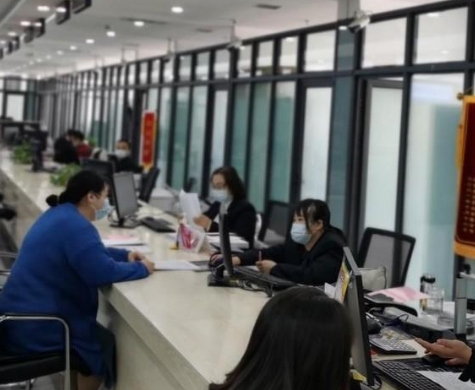 <b>商洛公积金中心：服务群众不打烊“延时服务”暖人心</b>