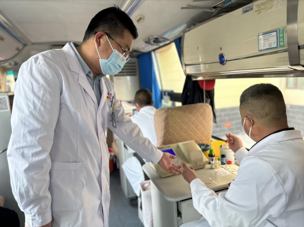 <b>榆林市中心血站积极探索疫情封控期间工作新模式</b>