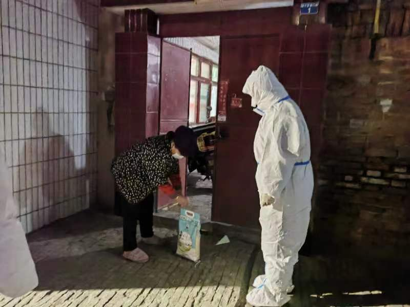 <b>榆阳区春苑社区书记乔茹：在战“疫”中践行初心使命</b>