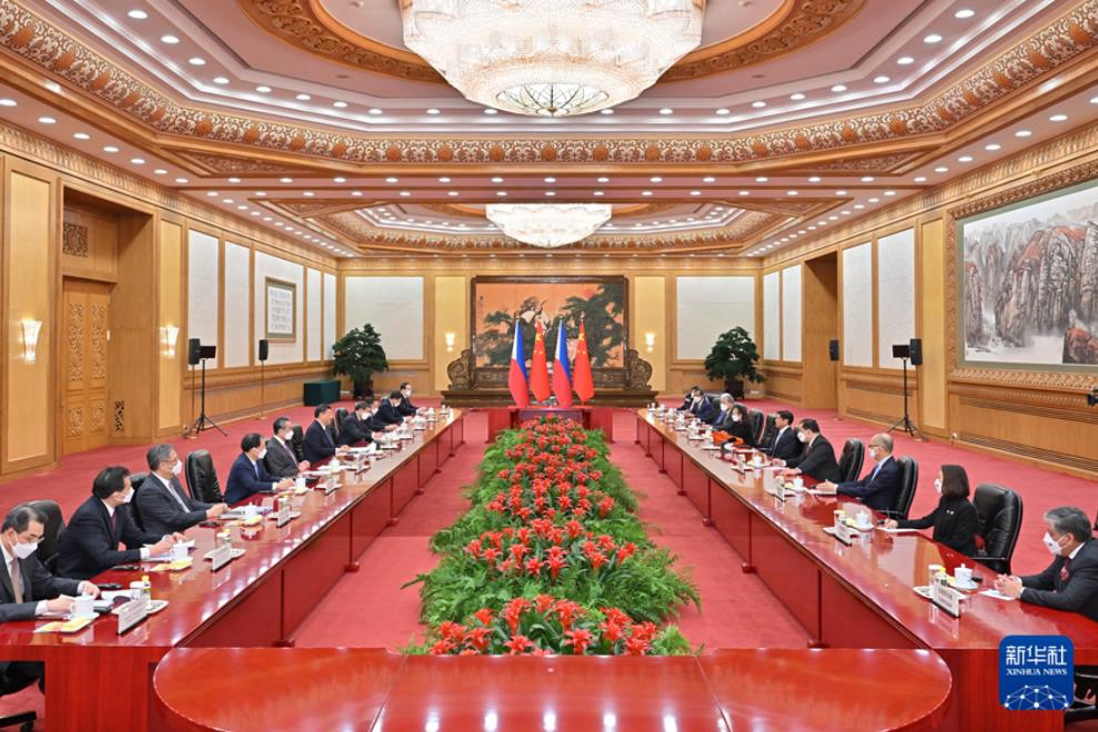 <b>习近平同菲律宾总统马科斯举行会谈</b>