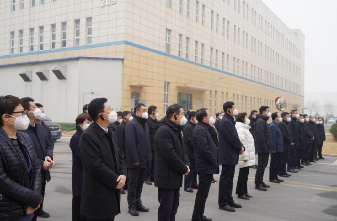 <b>咸阳高新区迎来项目观摩团</b>