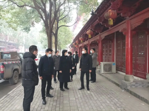 <b>张秋侠一行前往河东店镇，督查发展新型农村集体经济工作</b>