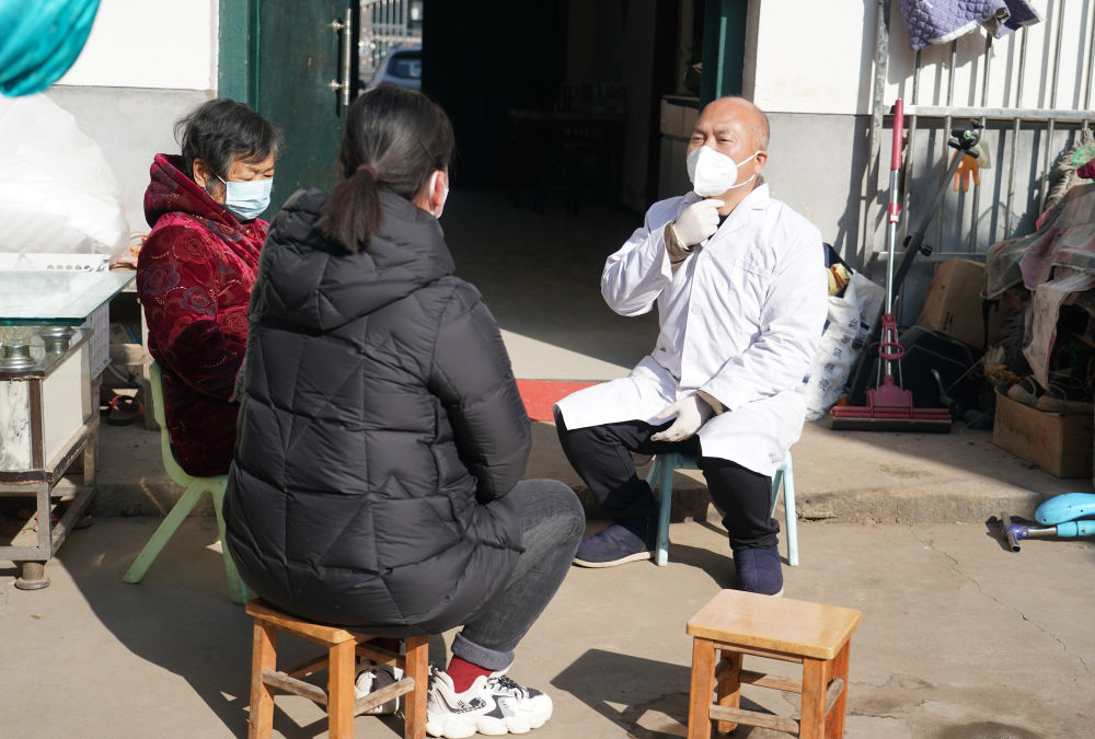 <b>让老乡们过好团圆年——陕西乡村疫情防控见闻</b>