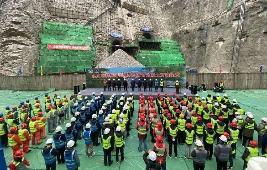 咸阳一水利枢纽大坝开仓浇筑 2026年建成后惠及近150万人！