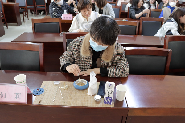 <b>榆林市儿童福利院妇女节组织开展香艺活动</b>