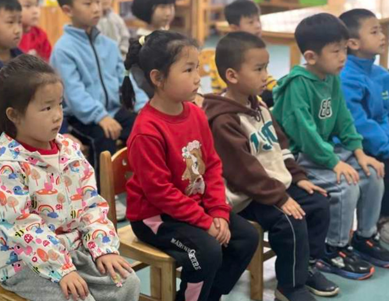 <b>西安高新区第三十三幼儿园开展反恐防暴演练活动</b>