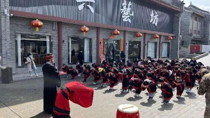 “传习六艺，启智破蒙” 宝鸡市近百名学童在太白山六艺坊开展研学活动