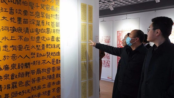 <b>靖边县纪委监委举办“清廉靖边”书法剪纸作品征集评选展览活动</b>