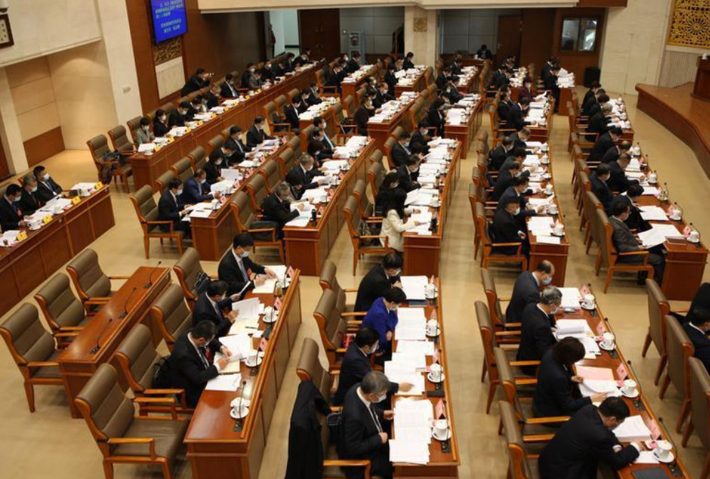 <b>省十四届人大常委会第二次会议在西安召开</b>