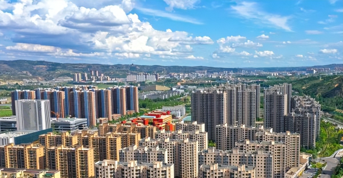 <b>神木：构建多极支撑产业体系</b>