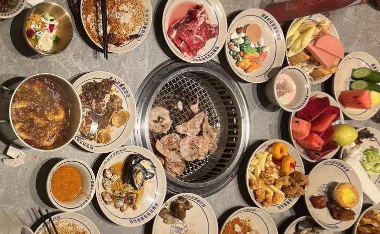 <b>陕西曝光10起餐饮浪费案例！涉及火锅店、校园食堂、快餐店等场所</b>