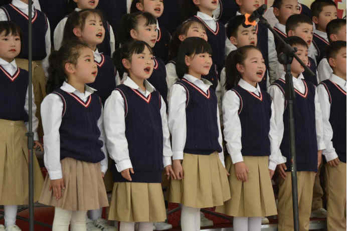 <b>唱响新时代 追梦向未来 碑林区东羊市小学举行班级合唱比赛暨校园艺术节</b>