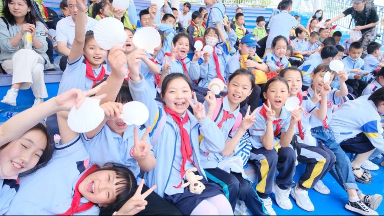 <b>绝知此事要躬行 西安市碑林区友谊小学开展研学旅行 向“社会大讲堂”求知</b>
