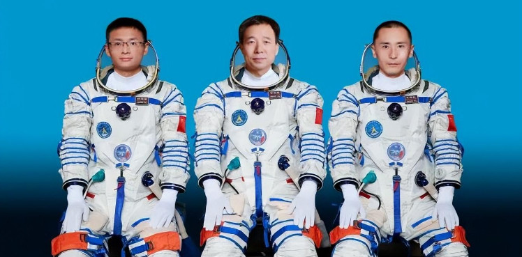 <b>官宣！明日出征！我国计划在2030年前实现中国人首次登月</b>