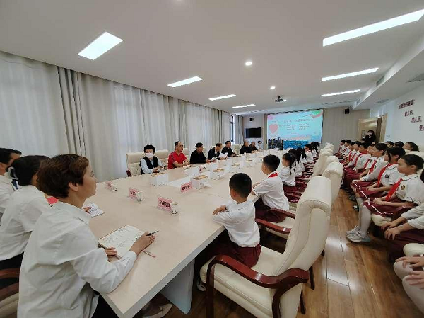 <b>庆六一·送关爱联合大行动在商洛秦韵小学举行</b>