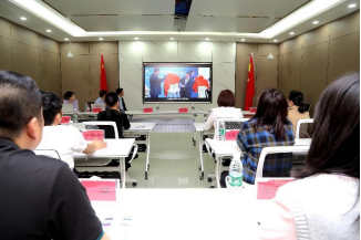 <b>以法护航 与企同行西安港加工制造企业法律服务专题培训会举行</b>