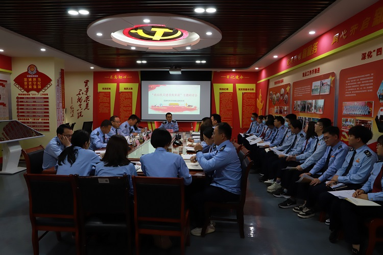 <b>靖边县税务局开展青年理论学习小组集体学习暨“政治机关建设我来谈”活</b>