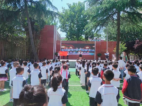 碑林区景龙池小学少先队：“时刻准备着” 用行动守护红领巾的荣誉