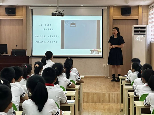 博物馆进校园 剪纸进校园  碑林区振兴路小学助力文化遗产活起来