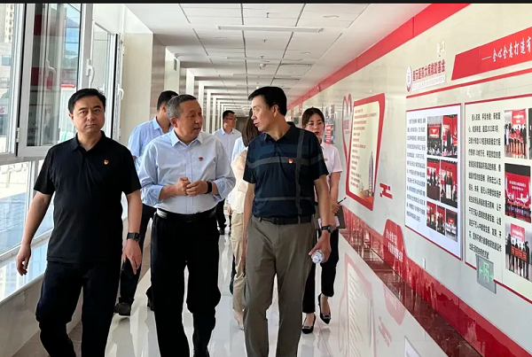 <b>陕西省高交榆靖分公司赴榆林市星元医院观摩交流党建工作</b>