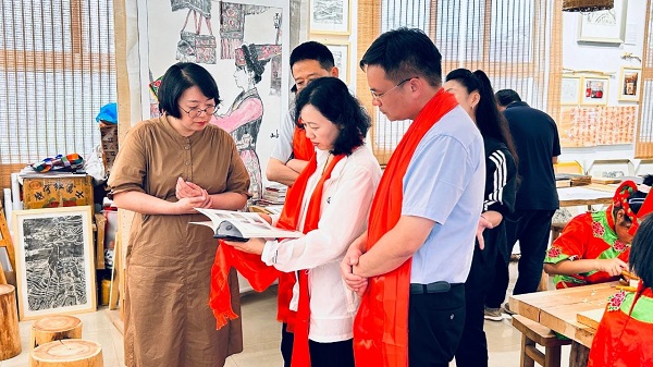 <b>省文旅厅来汉中宁强县调研羌族文化生态保护实验区建设工作</b>
