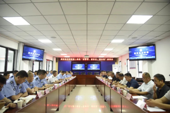 <b>让群众出行更安全 周至县公安局举办第二季度“进建商”活动</b>