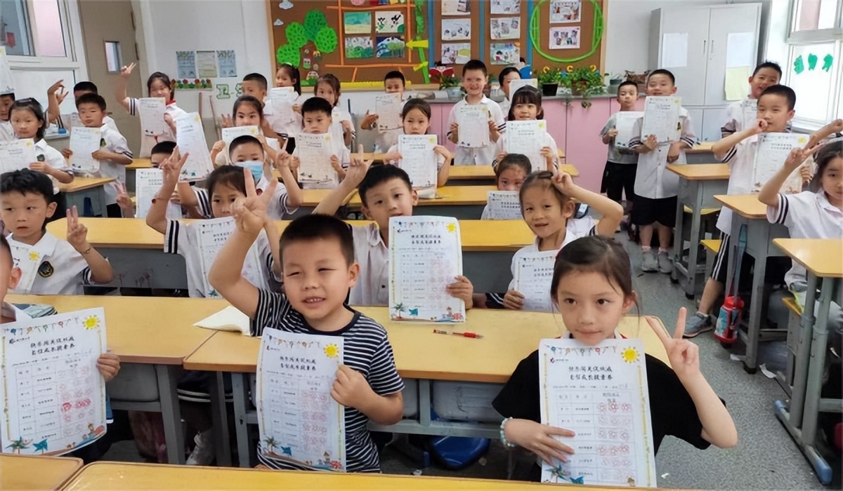 <b>西安市碑林区振兴路小学一二年级无纸笔测试 让学生在玩中学 学中玩</b>