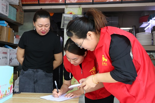 <b>神木：延伸党建工作“触角”  架起服务群众“连心桥”</b>