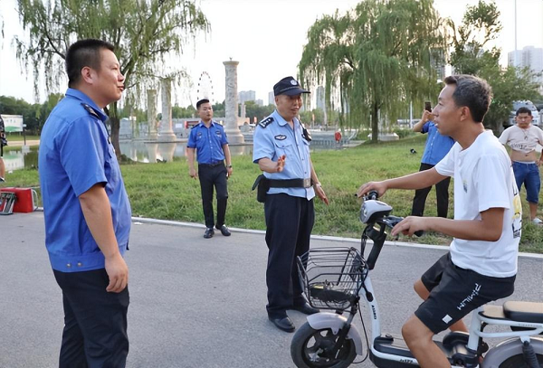 <b>咸阳湖派出所：多措并举强管控守护群众夏夜平安</b>