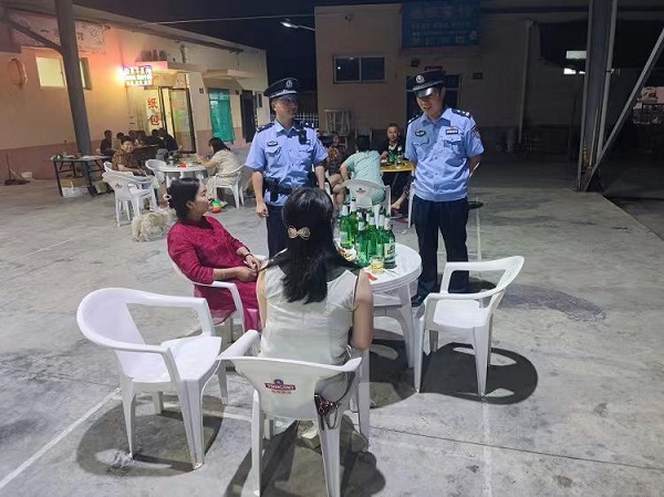<b>铜川市公安局印台分局王石凹派出所多措并举加大夜间巡逻防范力度</b>